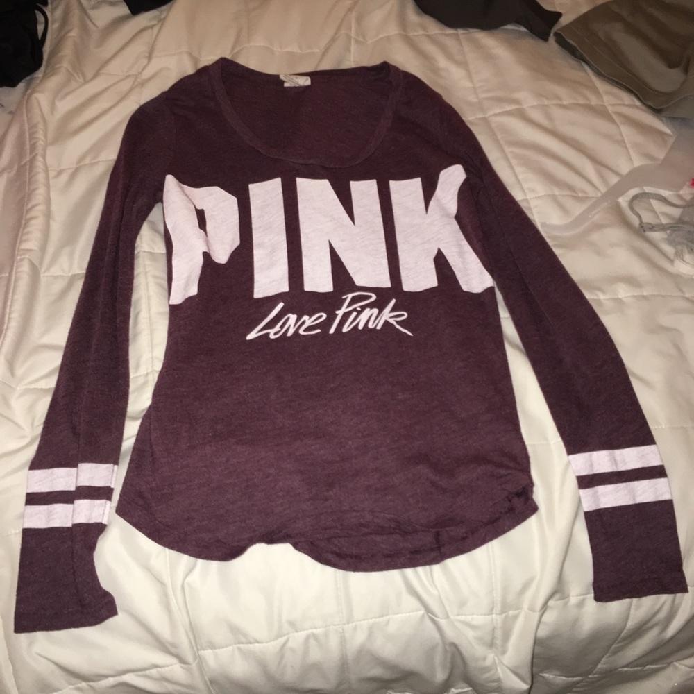 pink shirt